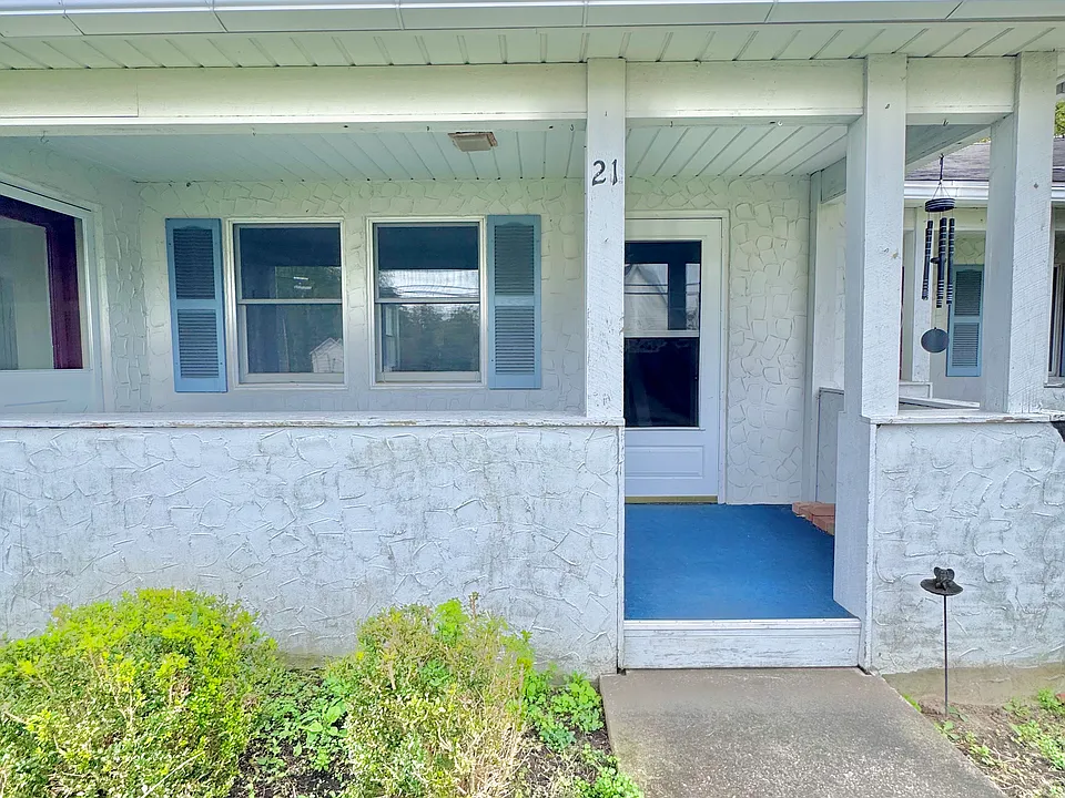 21 Victor Mendon Rd #1