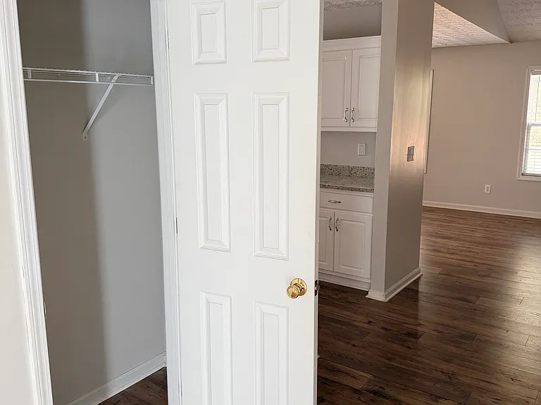 128 Shadowbrooke Cir — Photo 10