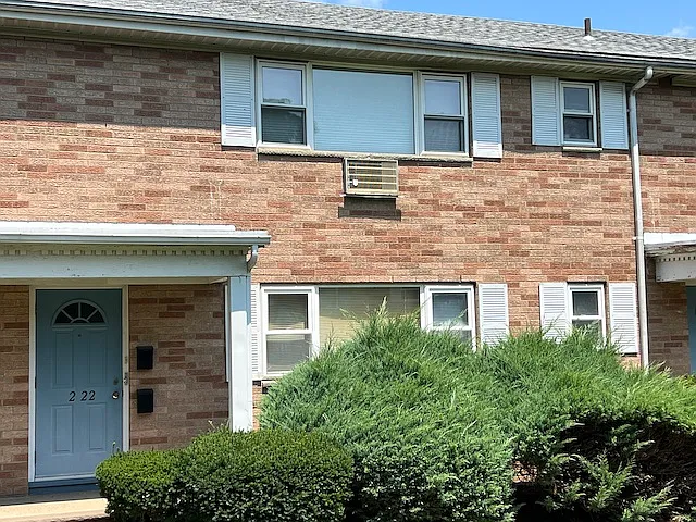 2-22 Virginia Dr #B — Photo 10