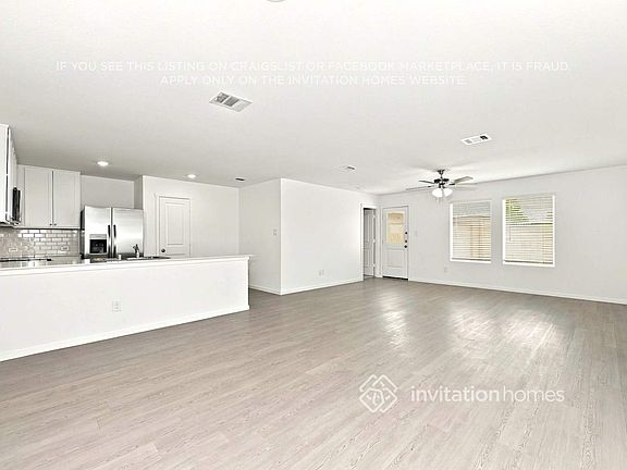 3rd image of 1224 Tufted Dr