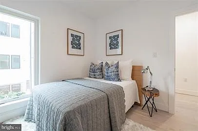 1415 Oak St NW #202 — Photo 14