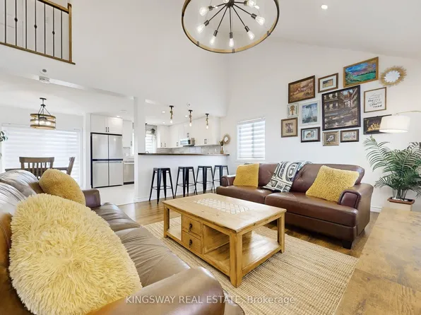 20 Glen Ross Rd, Quinte West, ON K0K 2C0