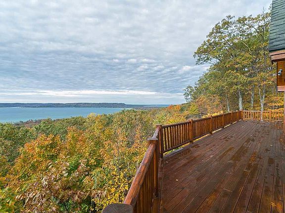 2nd image of 3625 W Cheney Woods Trl