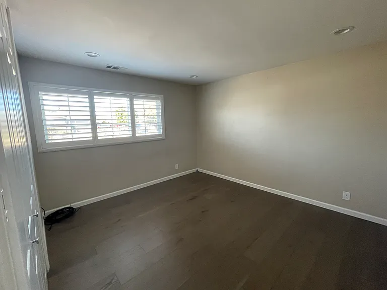500 Marine View Ave — Photo 17