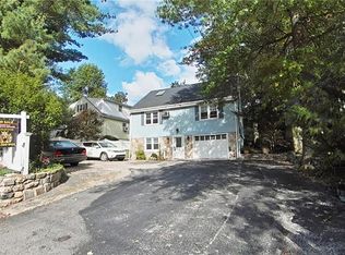 21 Pepper Ridge Rd, Stamford, CT 06905