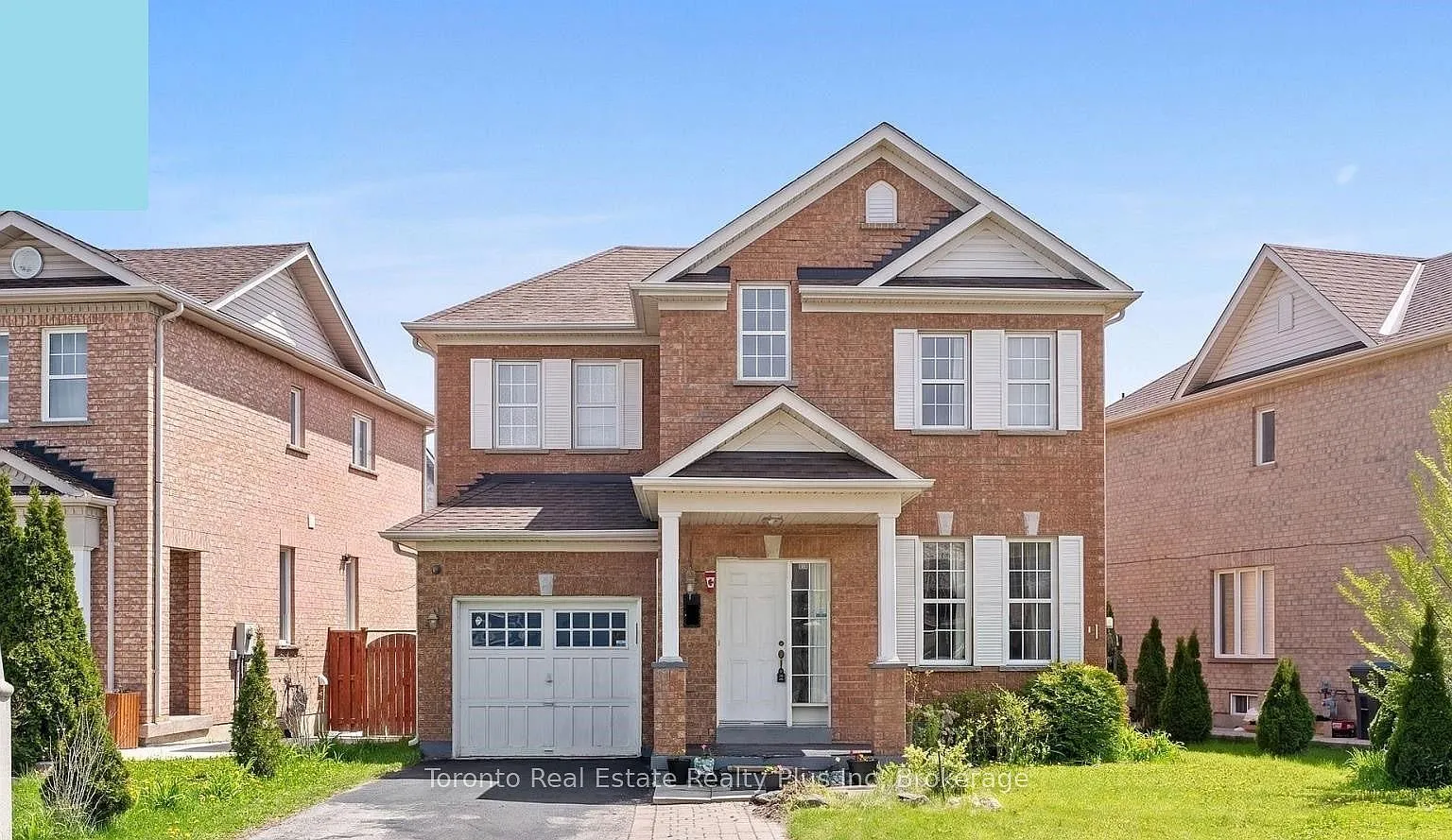 4 bed, $3,000 — Photo 1