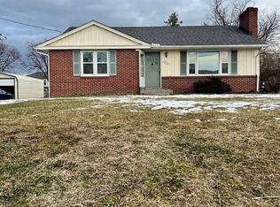 5736 Butterfly Ln, Frederick, MD 21703