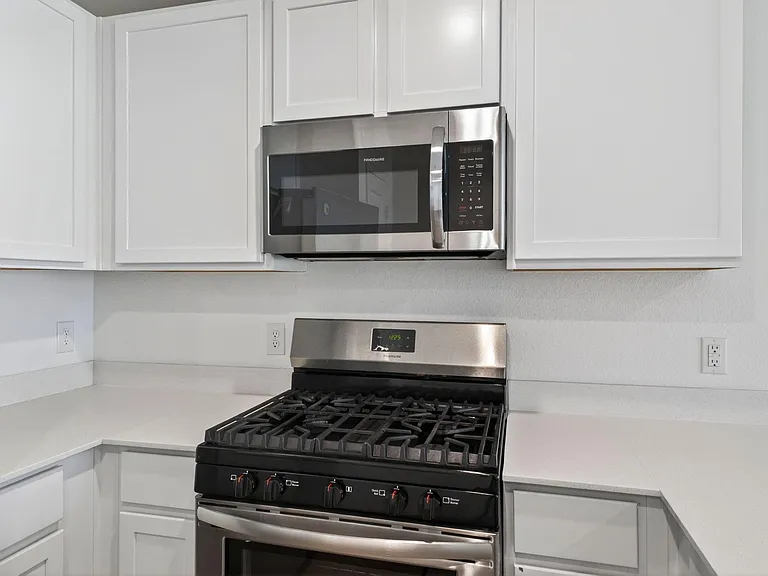 1519 Twilight Green Dr — Photo 5