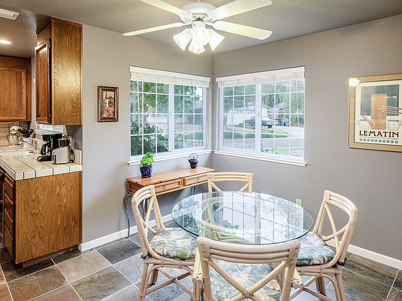 4th image of 5912 Small Hill Ct