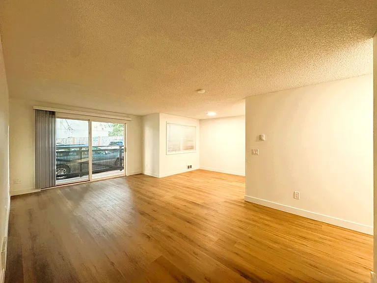 Arbor Heights | New Fully Renovated Apartments | Move in Specials! — Photo 12