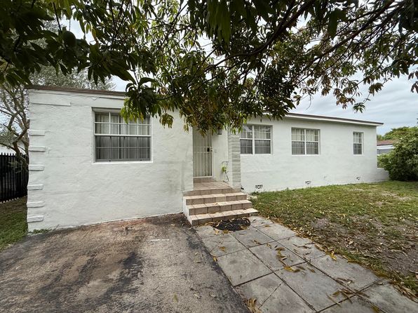 1125 NW 144th St
