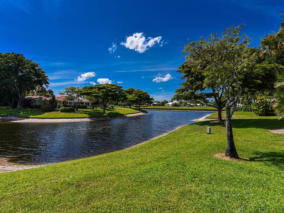 1st image of 23 Estate Dr