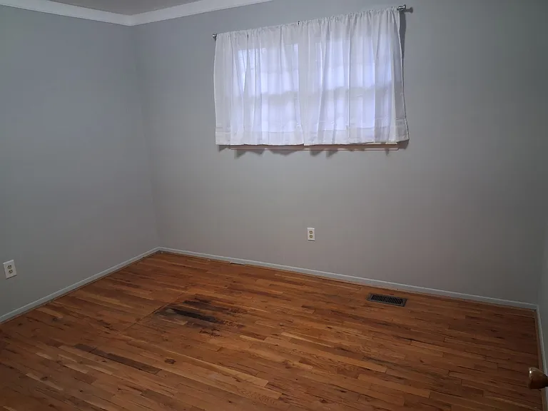 14252 Kingswood St — Photo 12
