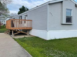 253 Ripon St SW, Cedar Rapids, IA 52404