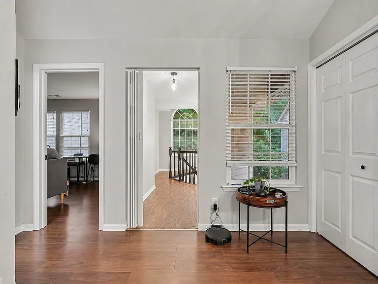 6121 Gray Gate Ln #K — Photo 18