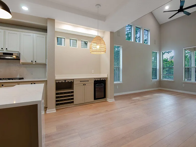 54 Douvaine Ct — Photo 17