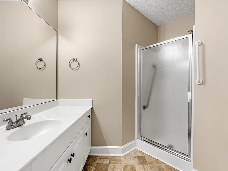 10 Whitfield Way — Photo 19