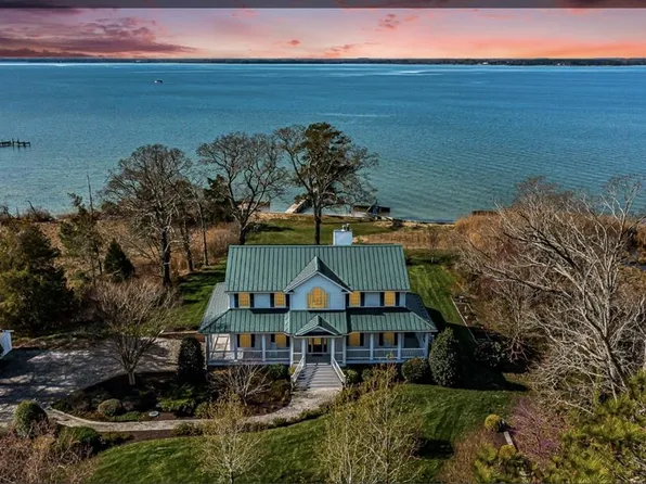 296 Granville Bay Rd, Lancaster, VA 22503