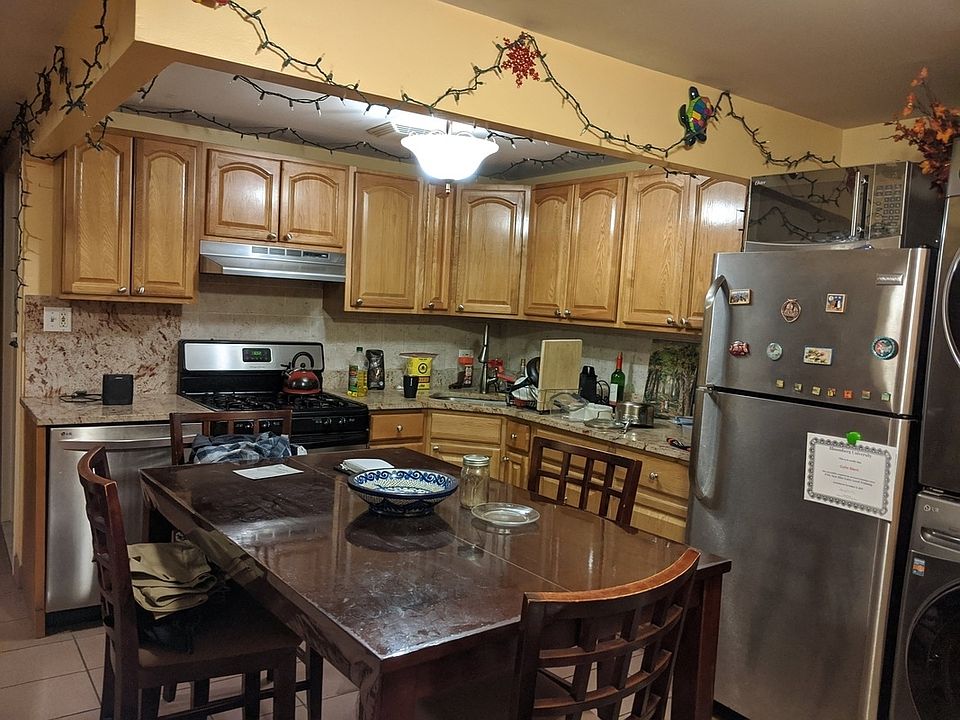 1st image of 34-20 Crescent St #1A