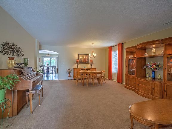 5th image of 6524 Avenida Seville NW