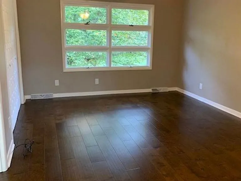 1111 W Lakeshore Dr — Photo 10