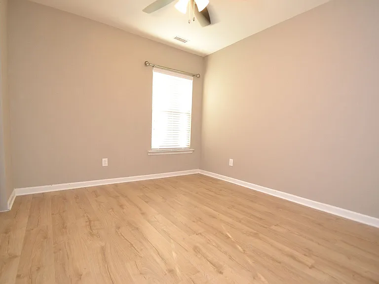 3rd bedroom/office space