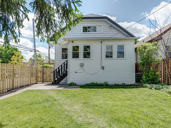 2nd image of 7214 W Clarence Ave