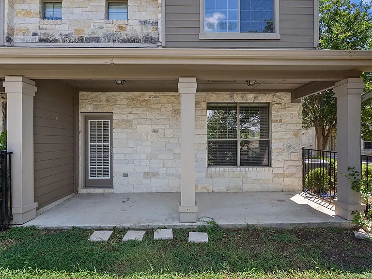 9201 Brodie Ln #203 — Photo 29