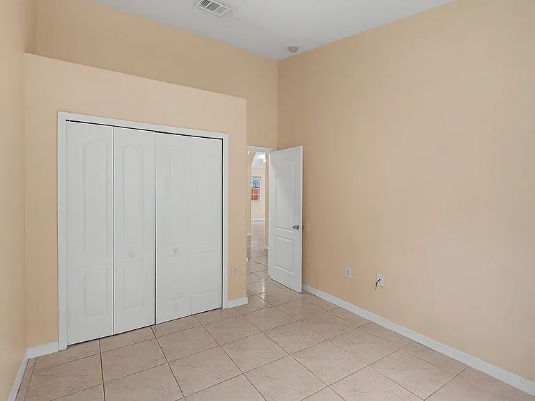 15339 SW 32nd Ter — Photo 9