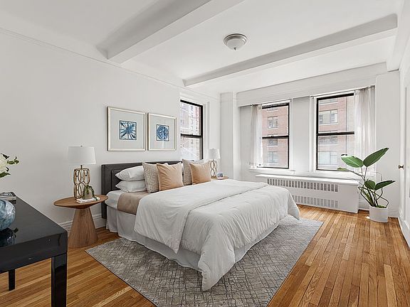 4th image of 305 W 86th St #7B