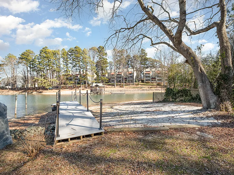 20105 Chapel Point Ln — Photo 3