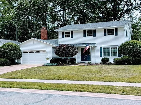 1371 Sanford St, Vermilion, OH 44089