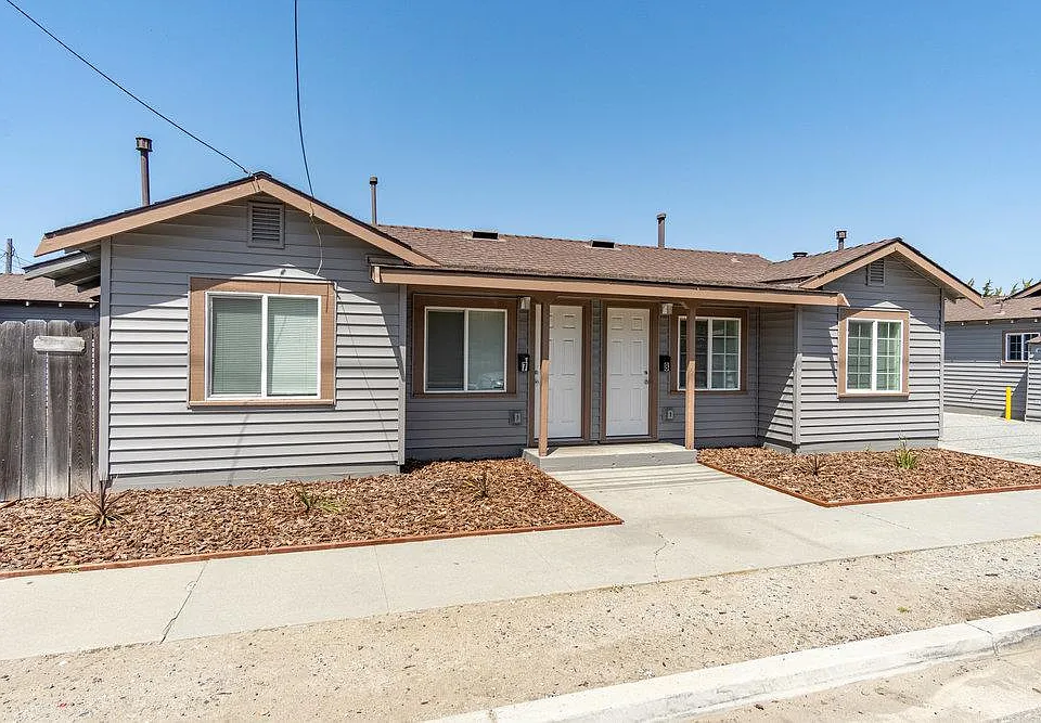 11421 Pajaro St #8