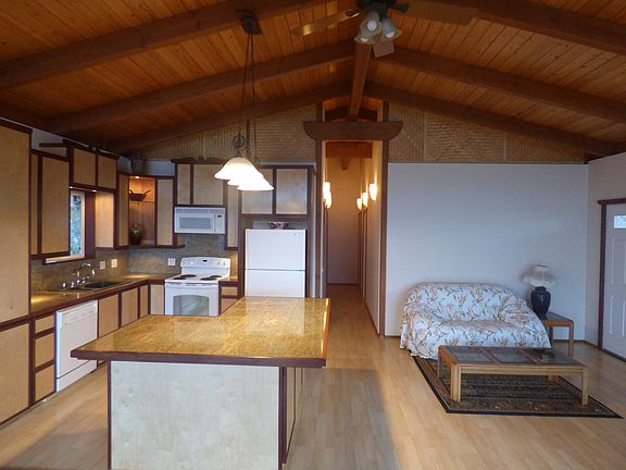 Impeccable move-in ready