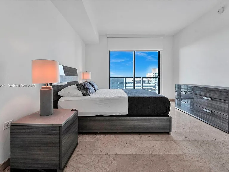 88 SW 7th St #2106 — Photo 20