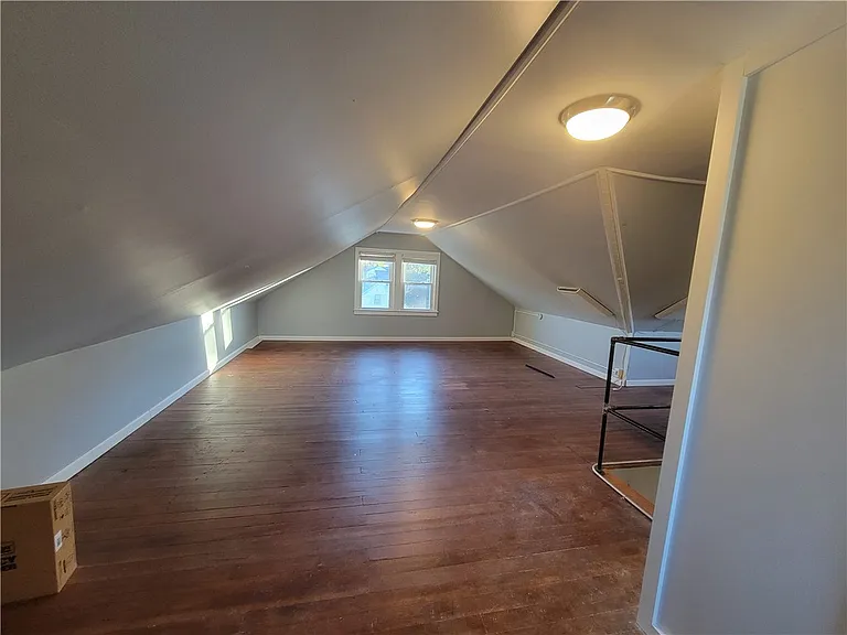 44 Rosemount St — Photo 2