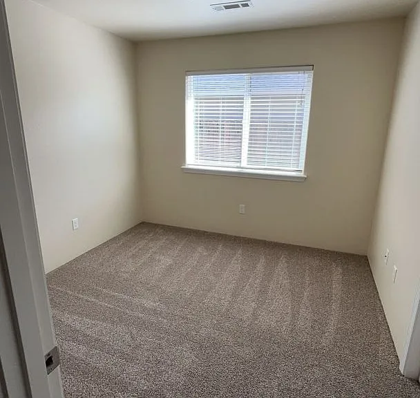 899 Trinity Way — Photo 9