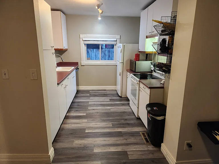 1278 S Josephine St — Photo 11