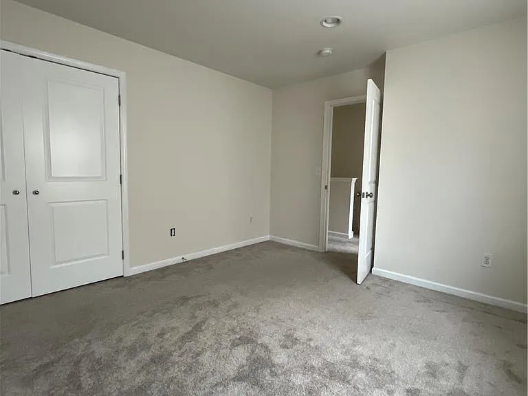 336 Park Pl — Photo 9