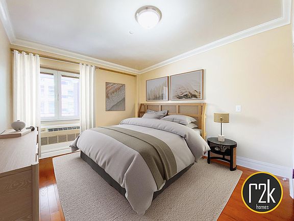 3rd image of 2116 31st Ave APT 6F