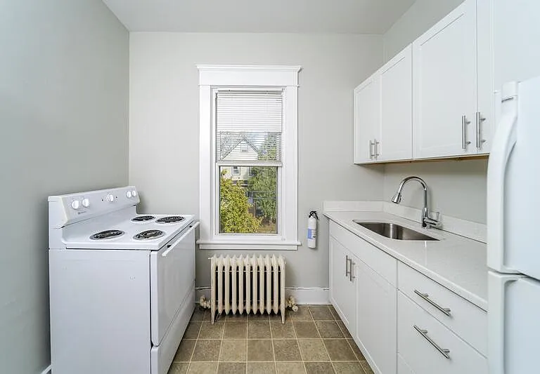 504 Morris St — Photo 1