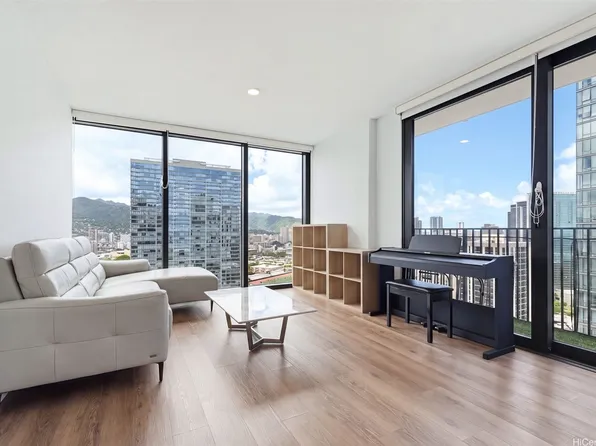 987 Queen St #2814, Honolulu, HI 96814
