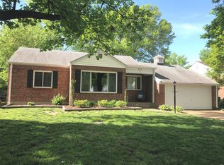 220 Cannonbury Dr, Saint Louis, MO