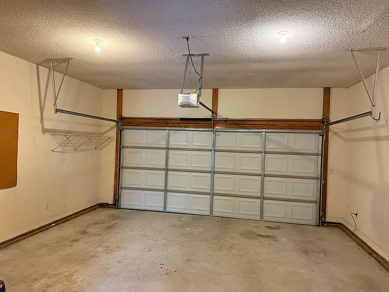628 Willowood Pkwy — Photo 23