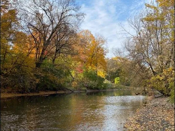 (undisclosed Address), Warrenville, IL 60555