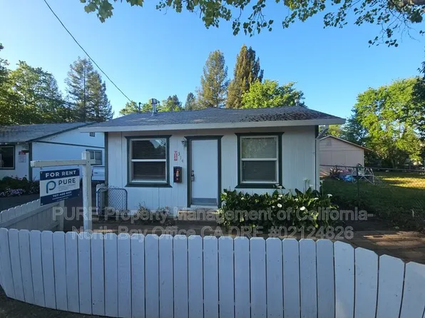 314 Cooper Ln, Ukiah, CA 95482