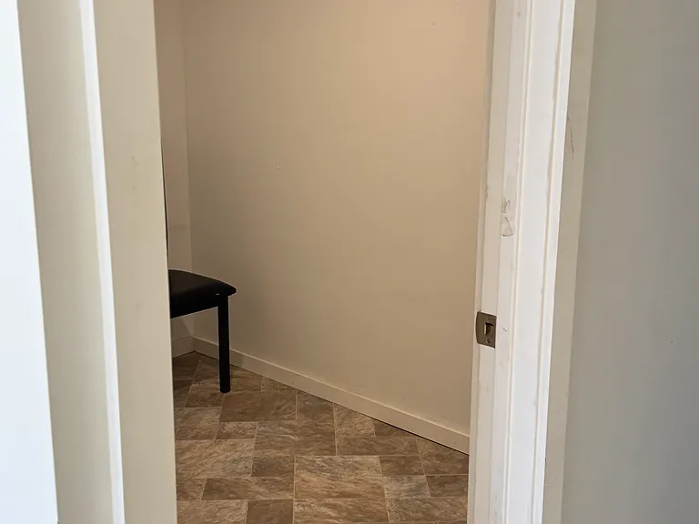 94 Sycamore Rd — Photo 2