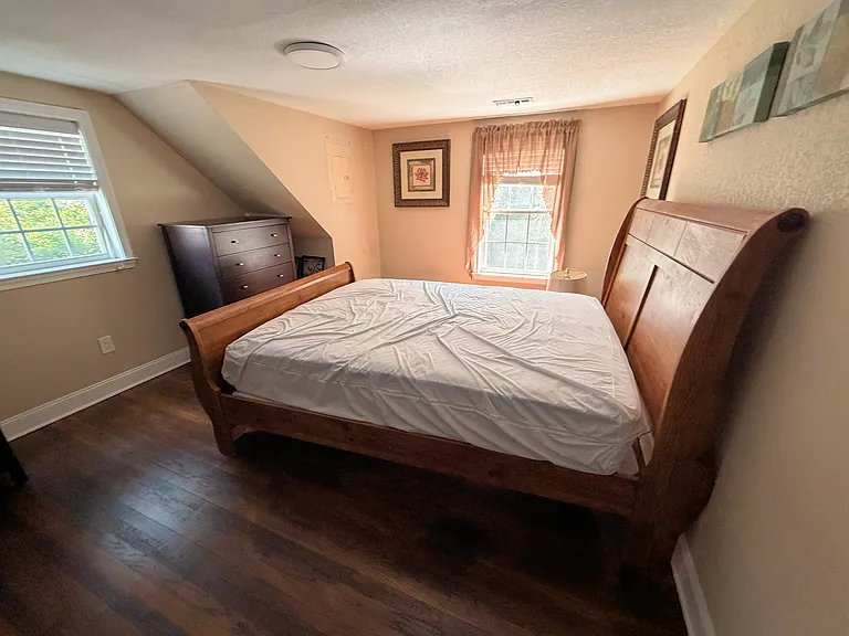 578 Harrop Ln #4 — Photo 43