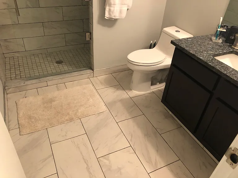 250 E Harbortown Dr — Photo 22