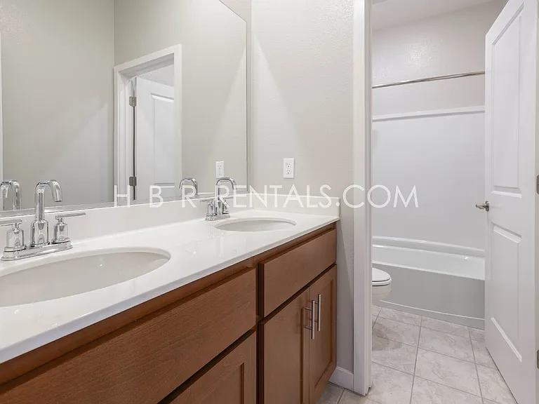 1038 Osprey Dr — Photo 30